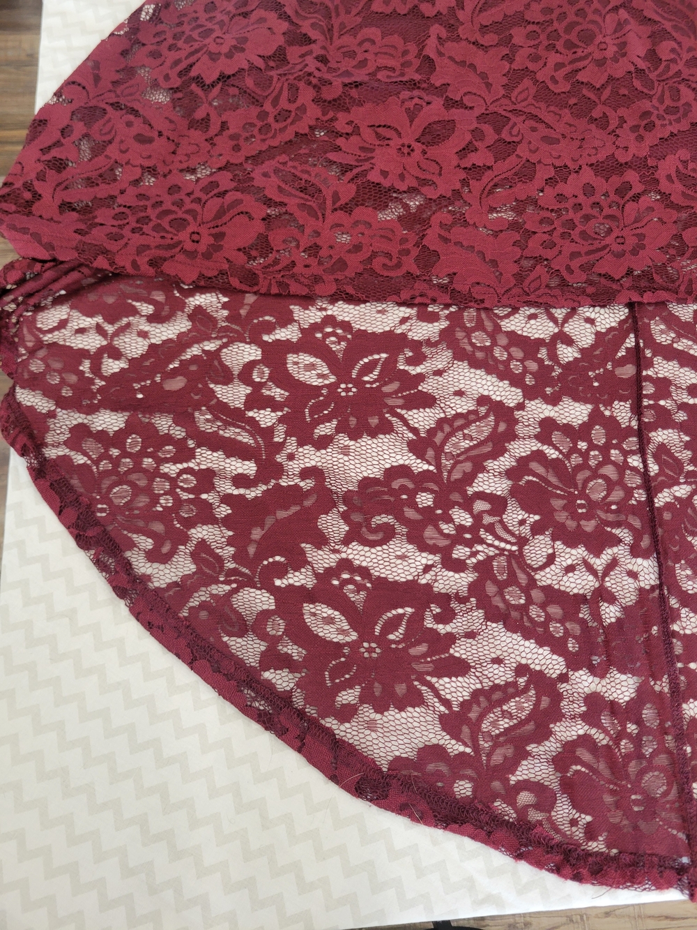Sleeveless Burgundy Lace High-Low Dress Sz XS - Picture 2 of 11